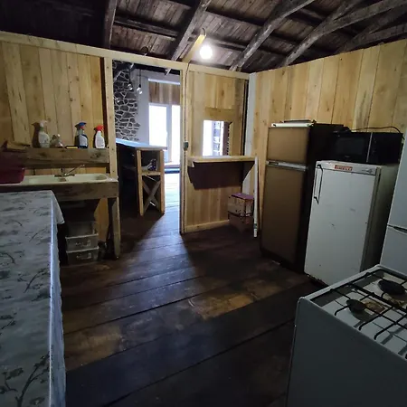 Le Saloon Holiday home Mazan-l'Abbaye