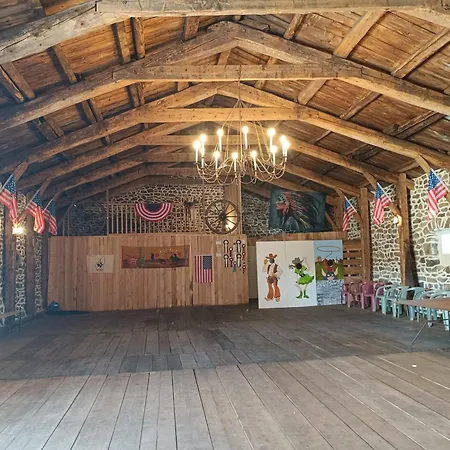 Le Saloon