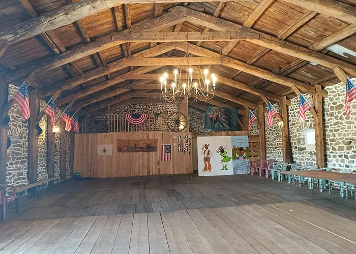 Le Saloon